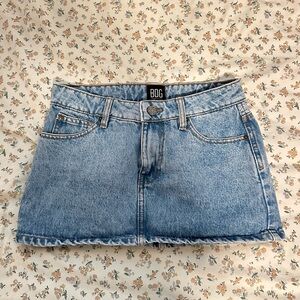 Cute mini denim UO skirt